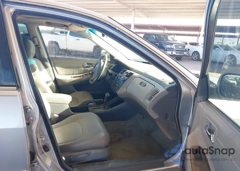 2002 Honda Accord Sdn Ex W/Leather from USA, damaged, VIN 1HGCG16552A010104